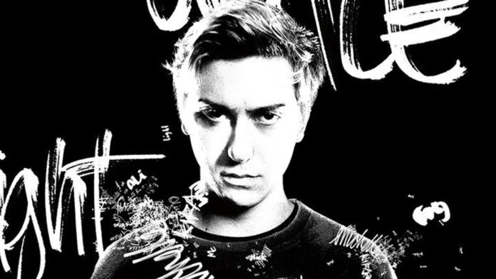 Death-Note-Netflix-Light-Turner-Nat-Wolff-Poster-Parcial